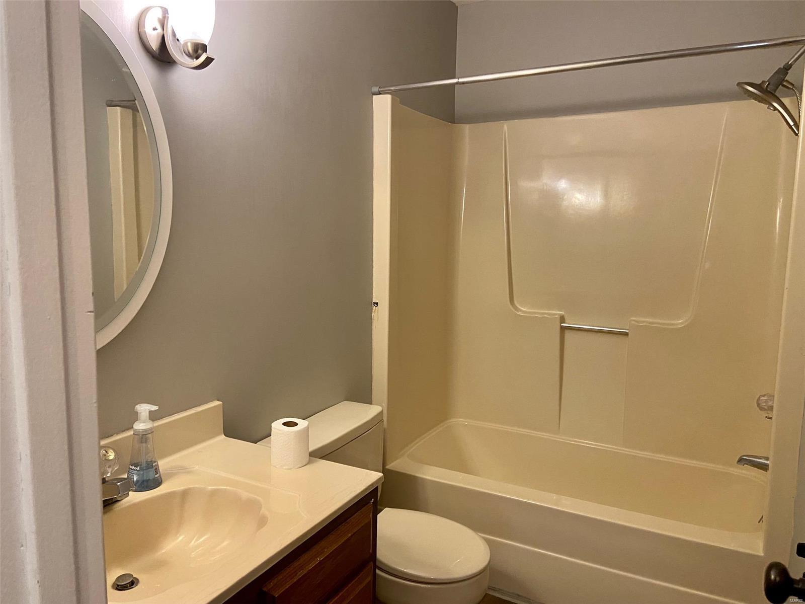 Forum Lakes - Residential