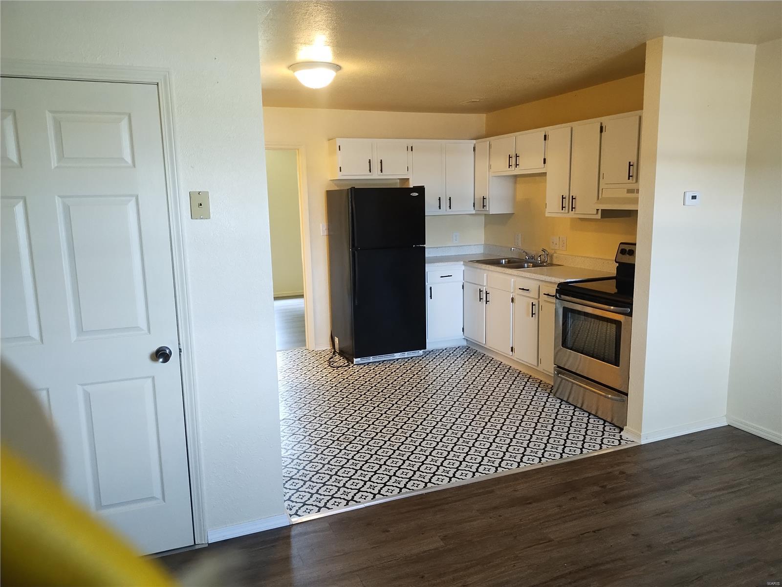 1505 N Commercial Avenue 1505