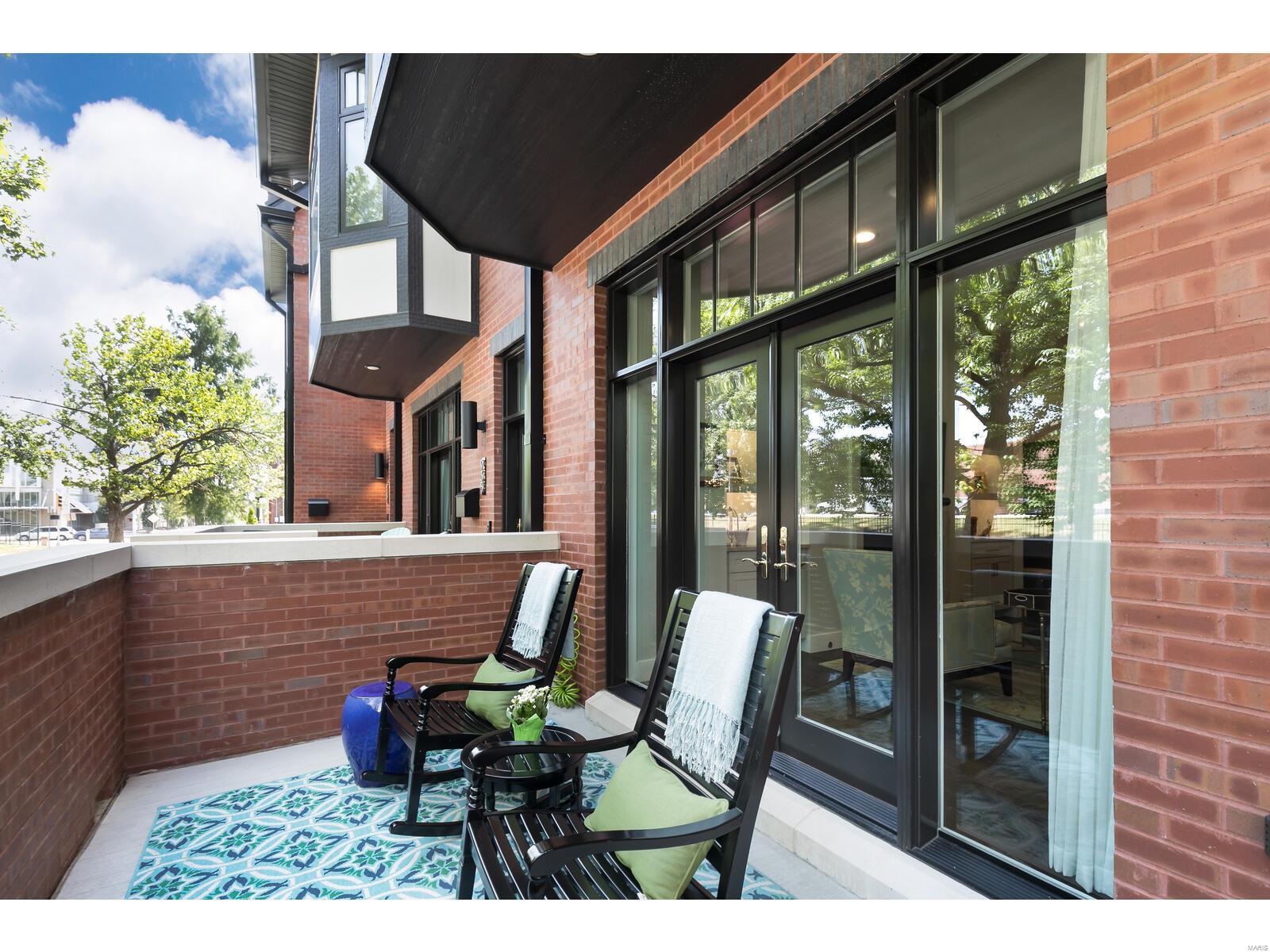 Alamo Twnhms - Residential