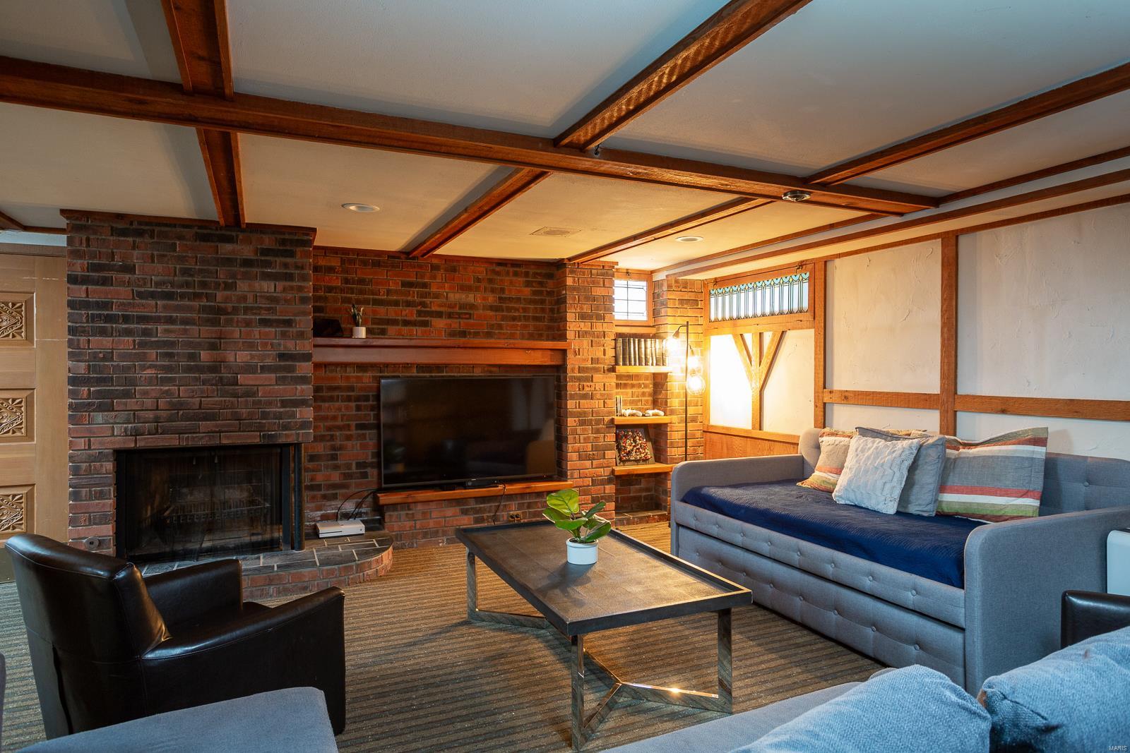 Old Westbury - Residential