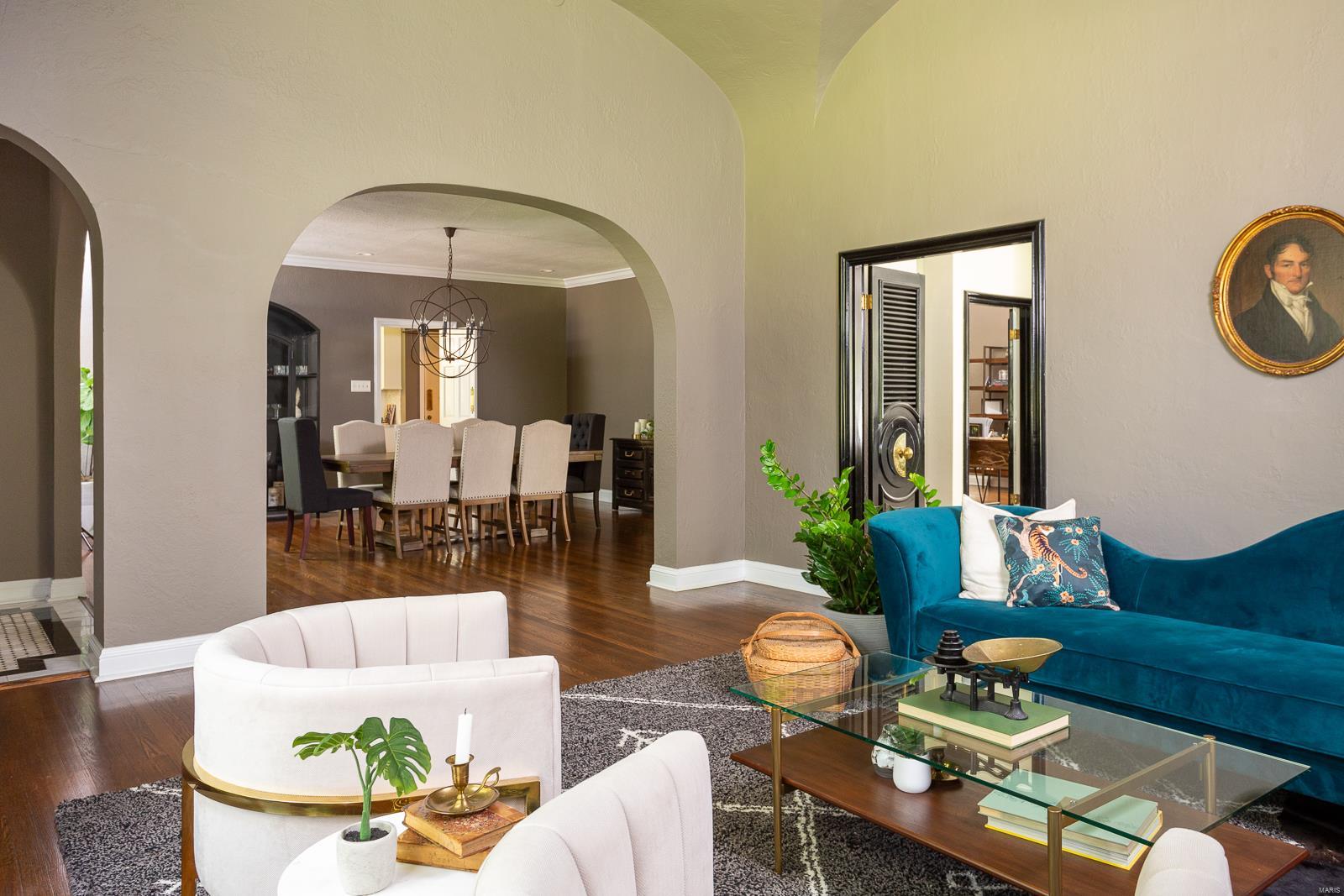 Old Westbury - Residential