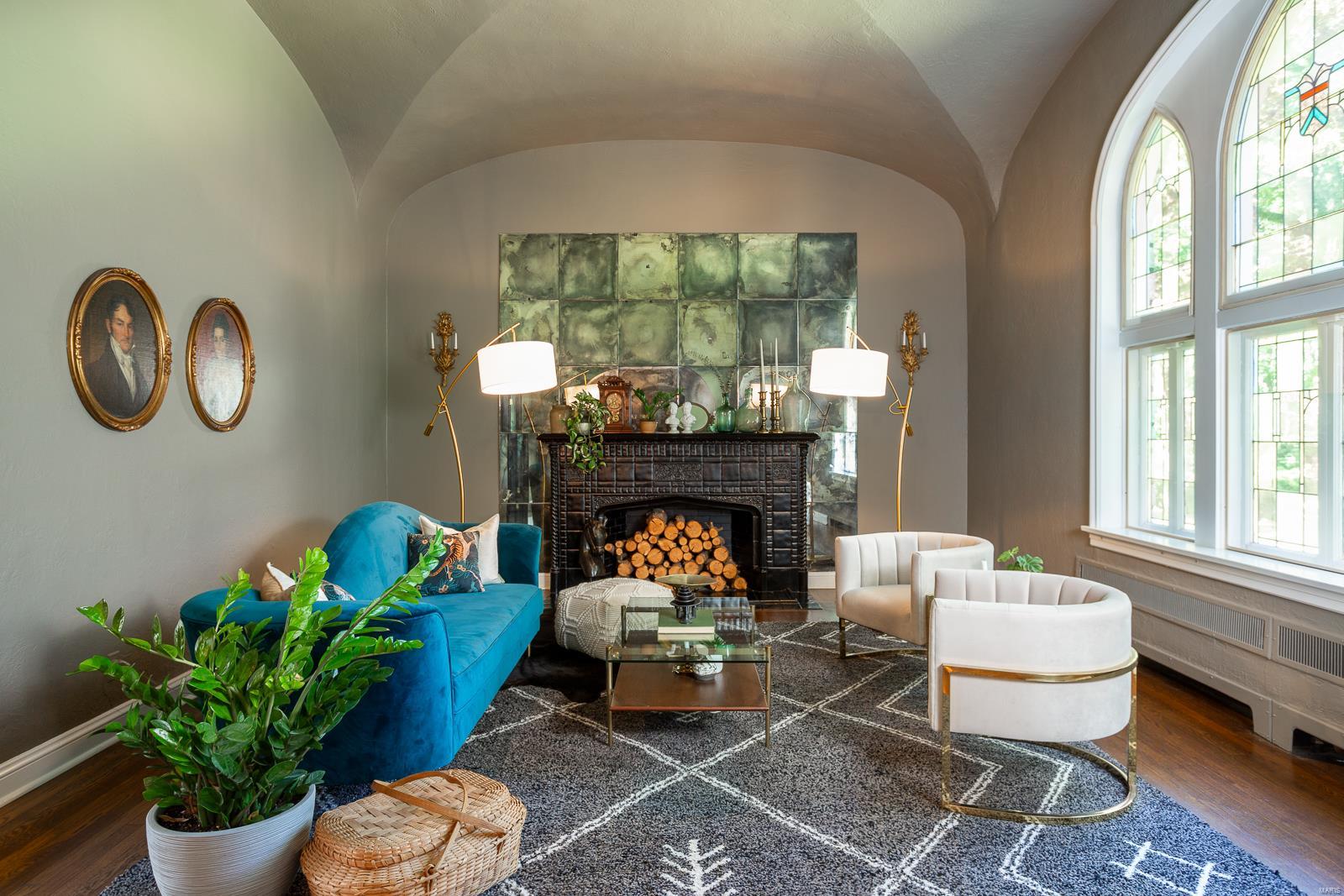 Old Westbury - Residential