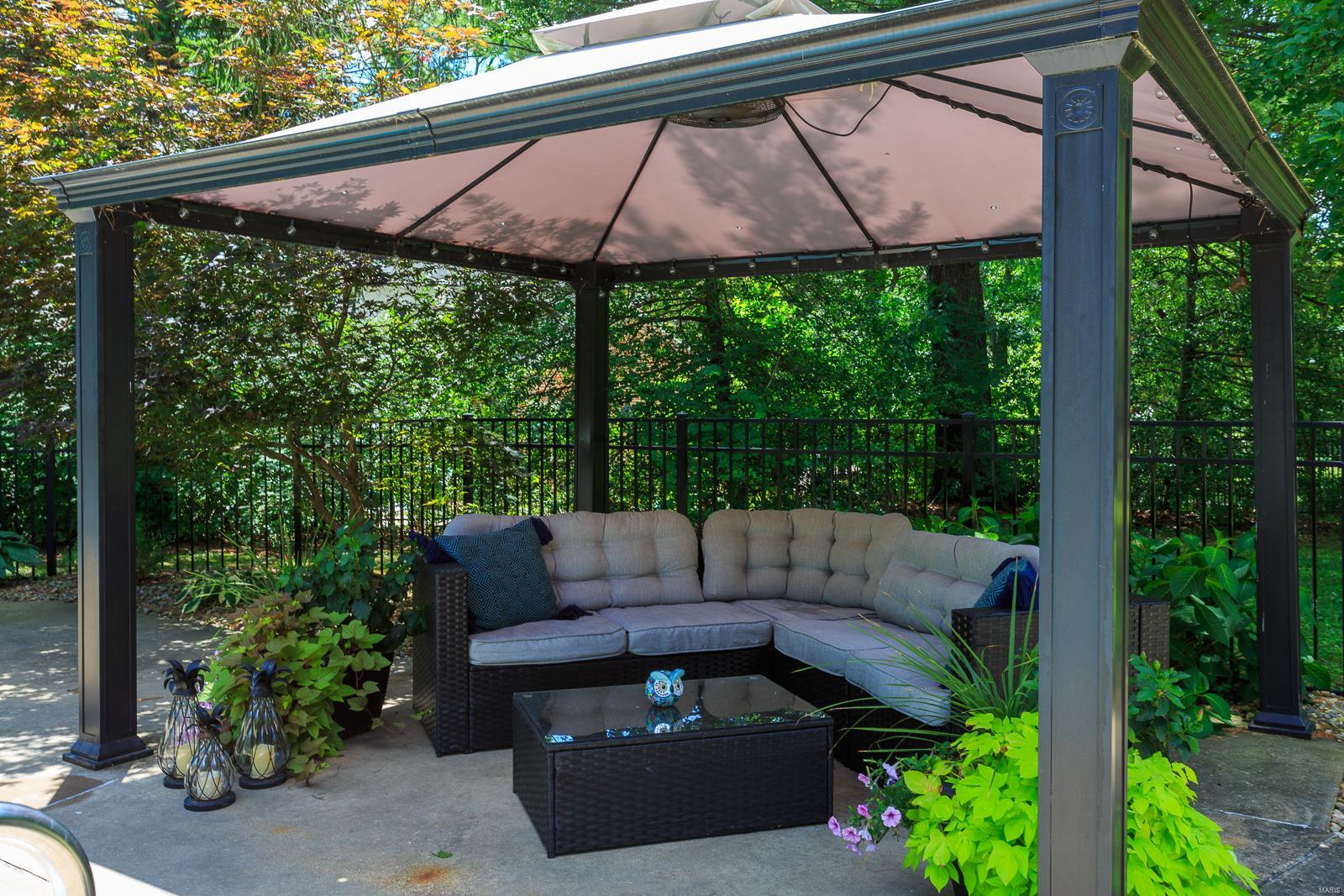 Old Westbury - Residential