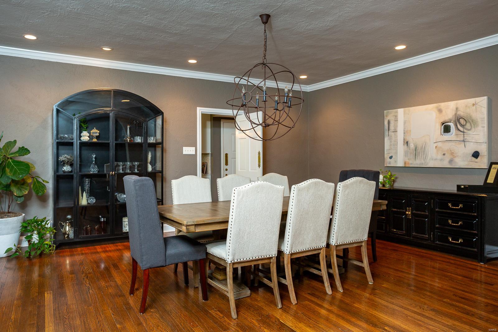 Old Westbury - Residential