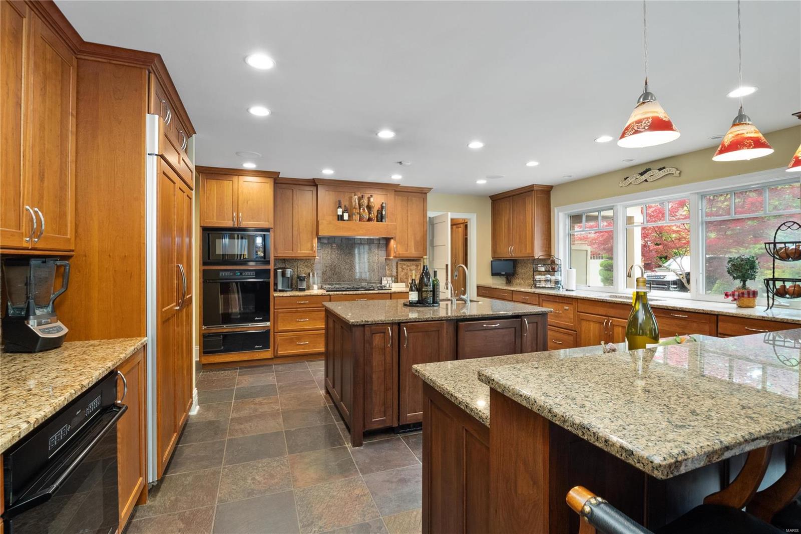 TWIN SPRINGS ESTATES - Residential