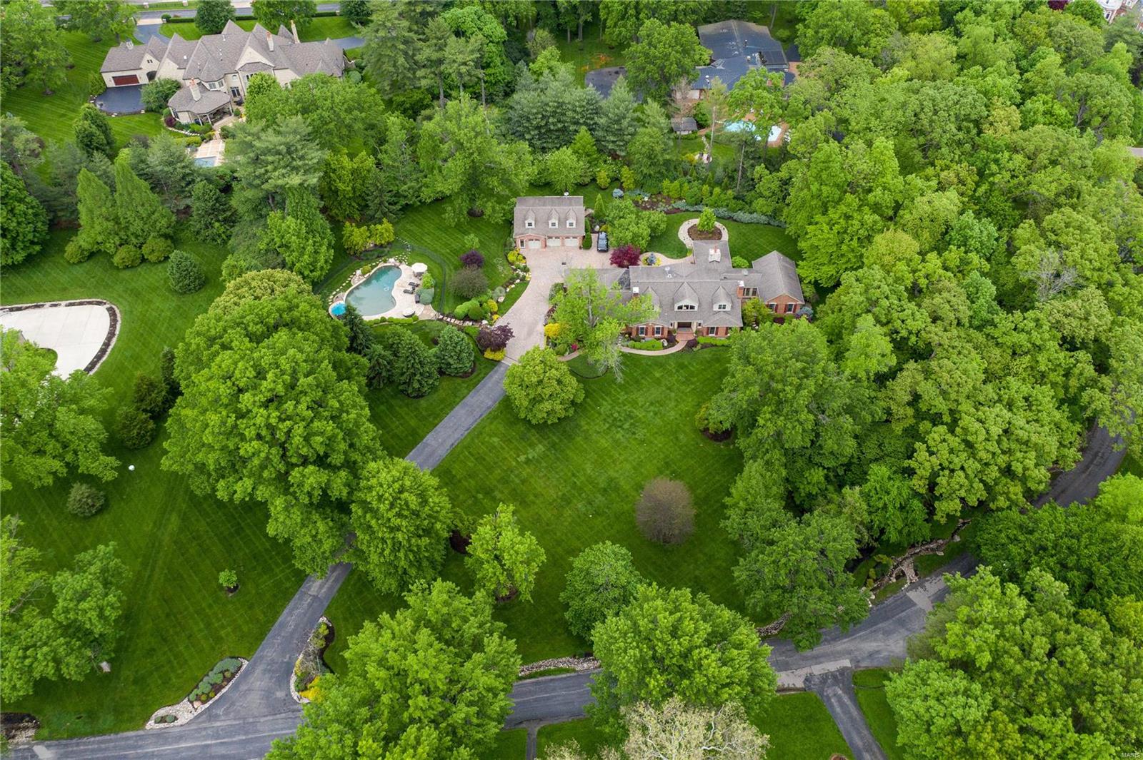 TWIN SPRINGS ESTATES - Residential