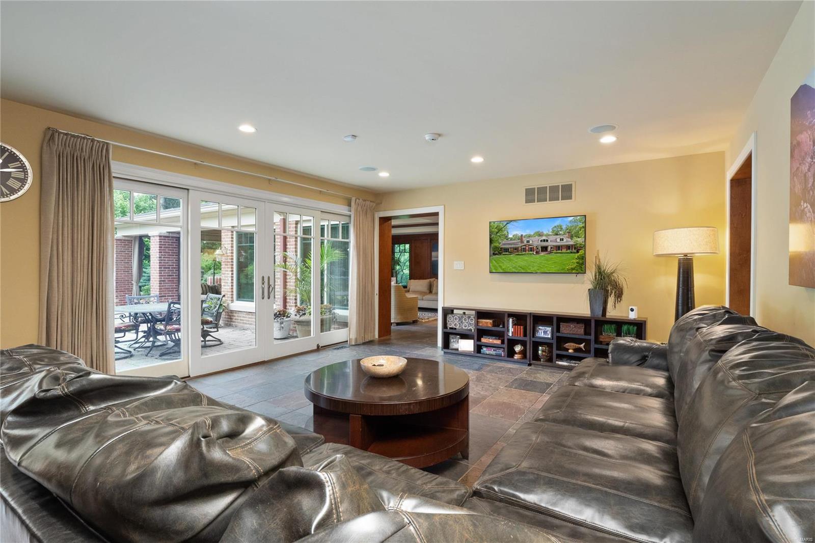 TWIN SPRINGS ESTATES - Residential