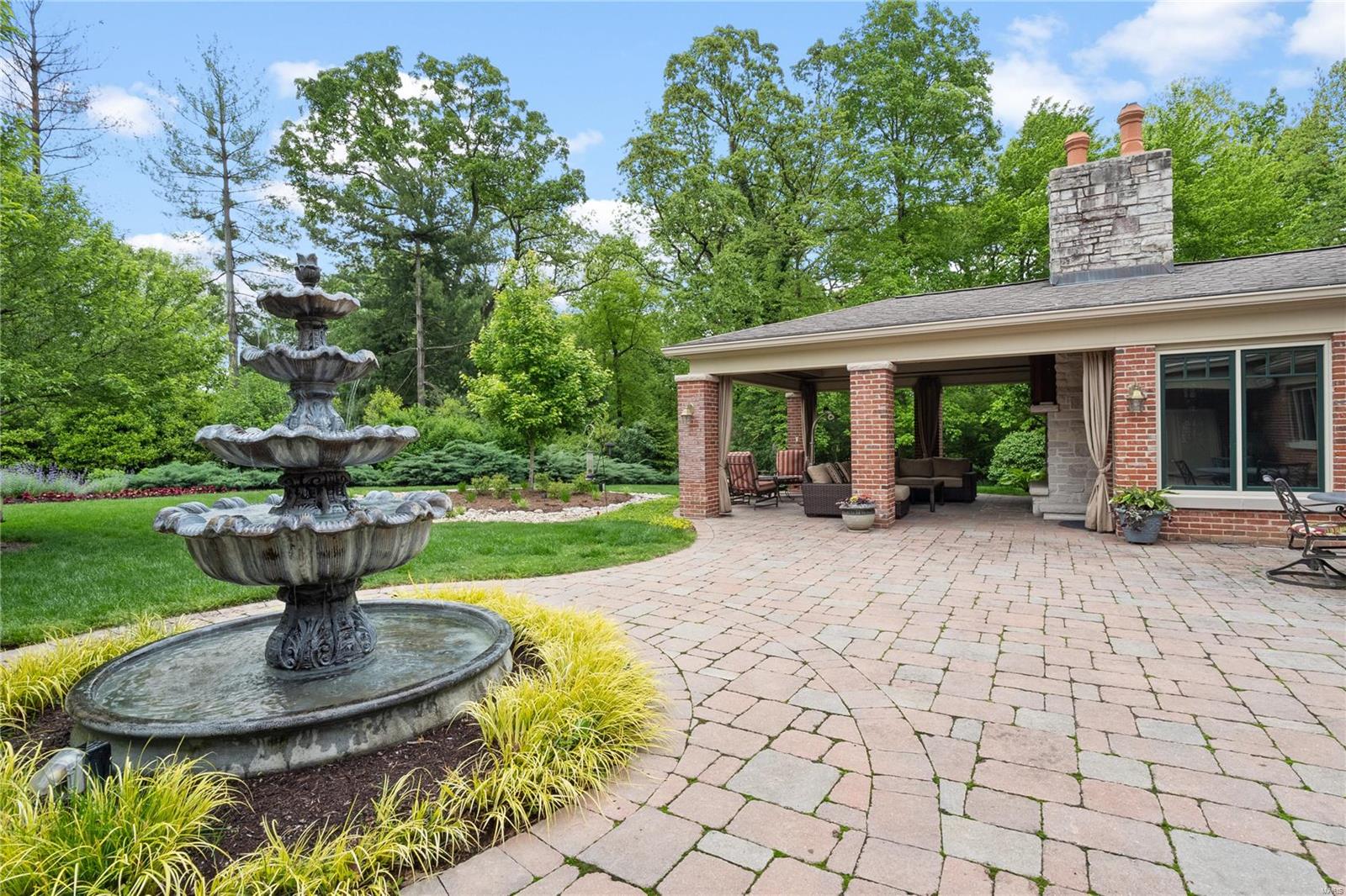 TWIN SPRINGS ESTATES - Residential