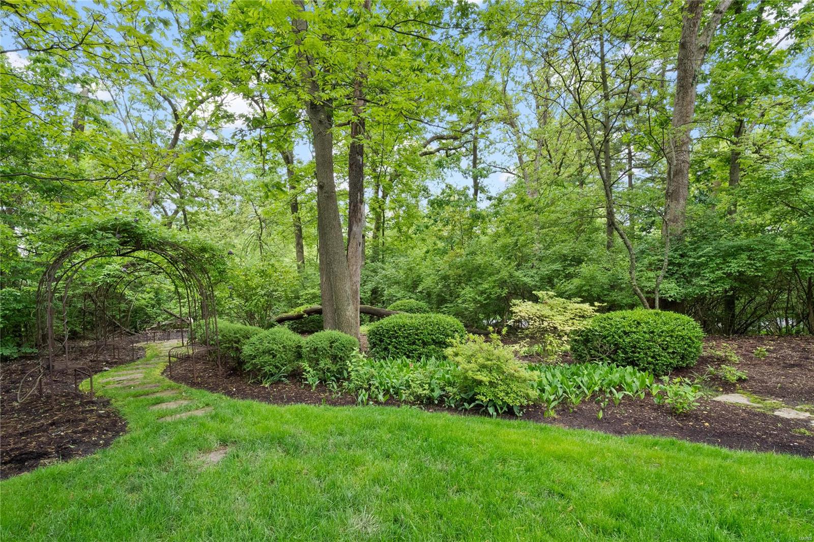 TWIN SPRINGS ESTATES - Residential