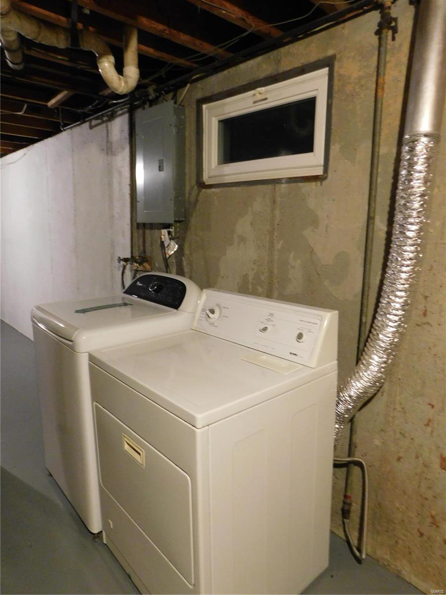 North Hills Acres Lts 27 31 & 32 Sub Of - Residential