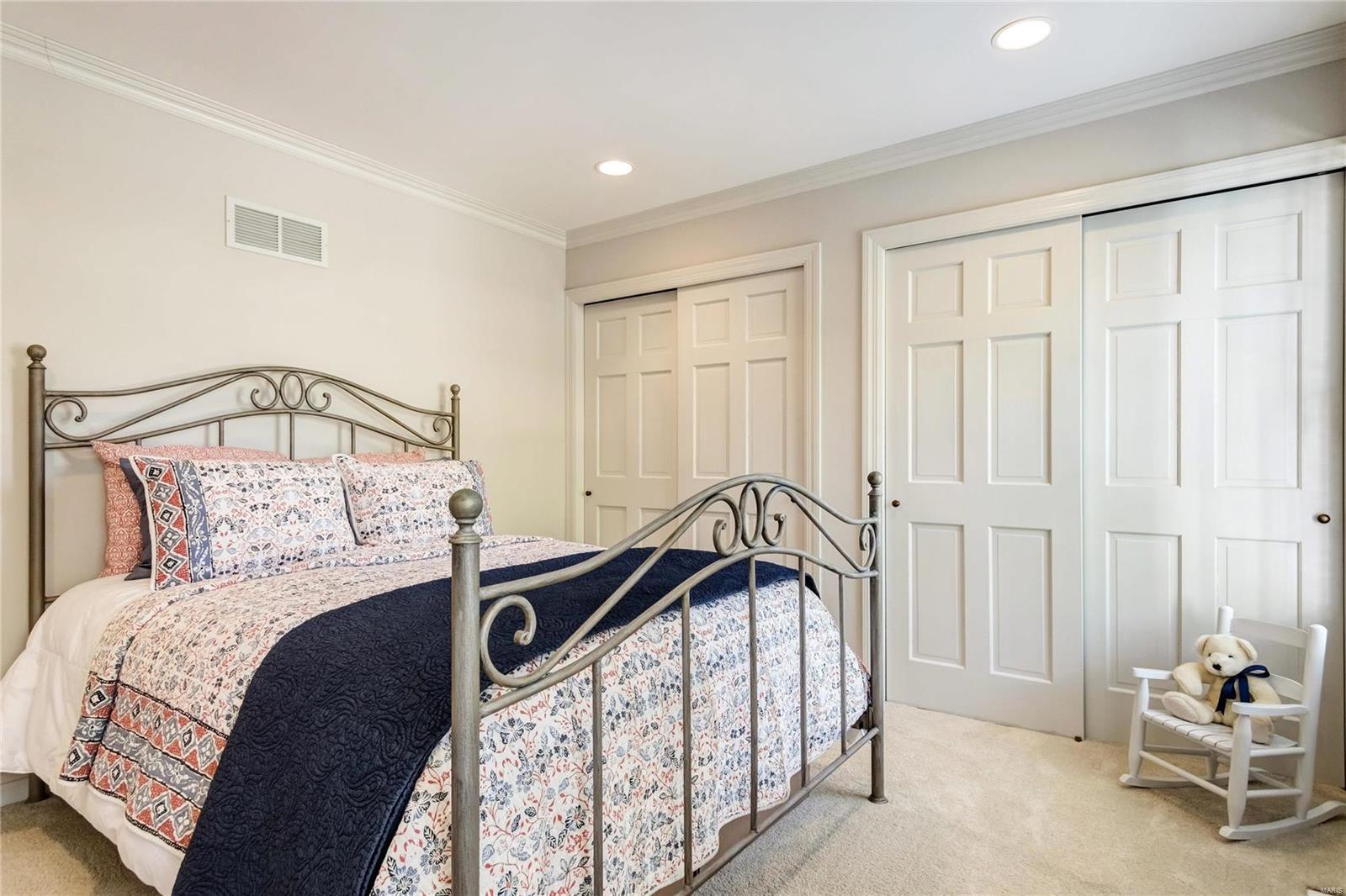 Arlington Oaks - Residential