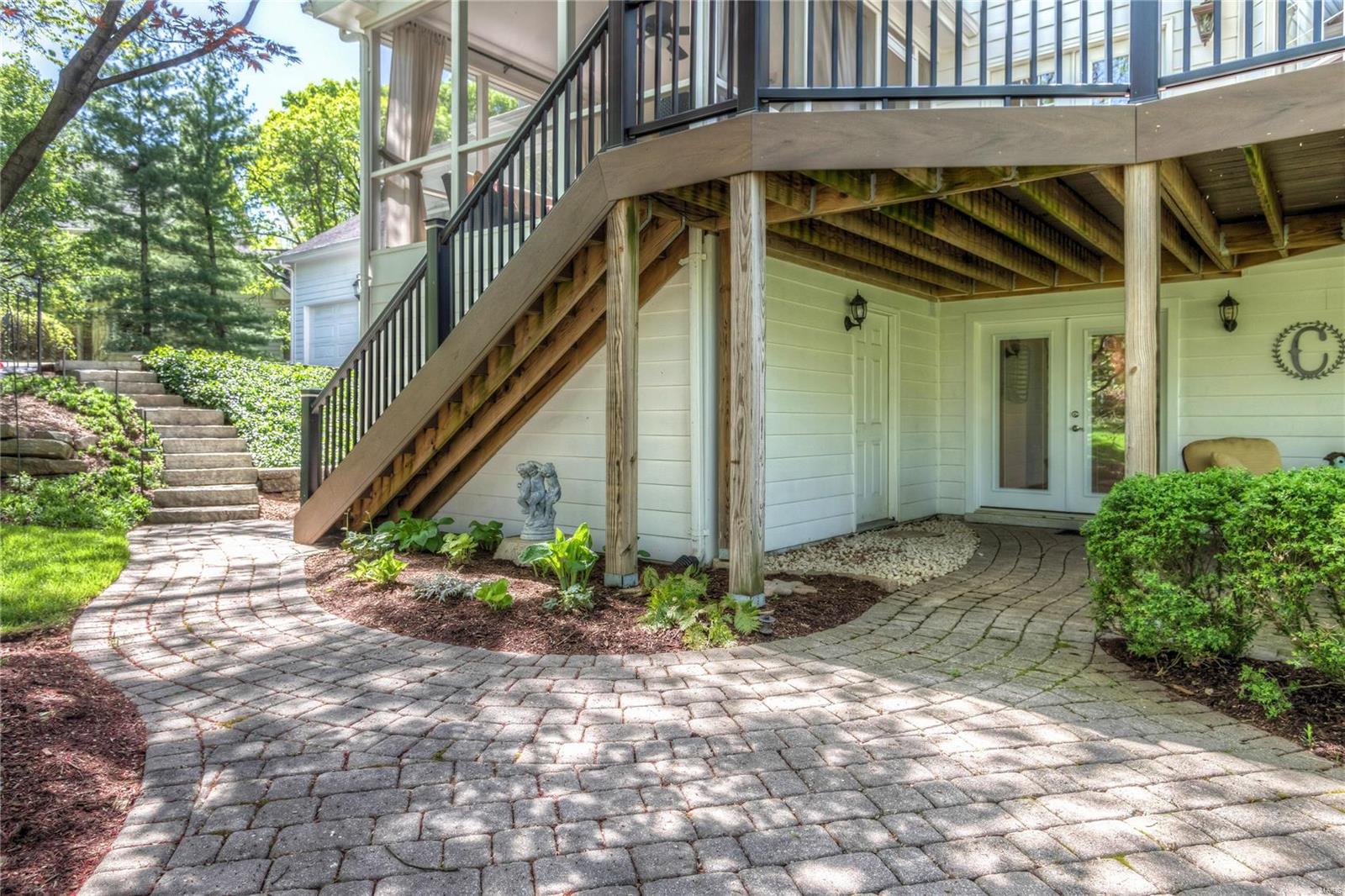 Arlington Oaks - Residential