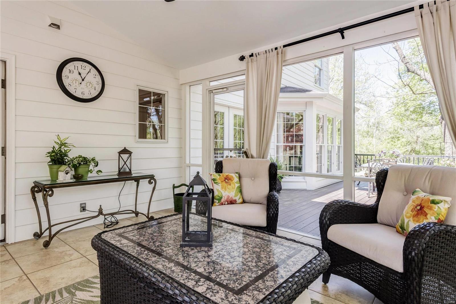 Arlington Oaks - Residential