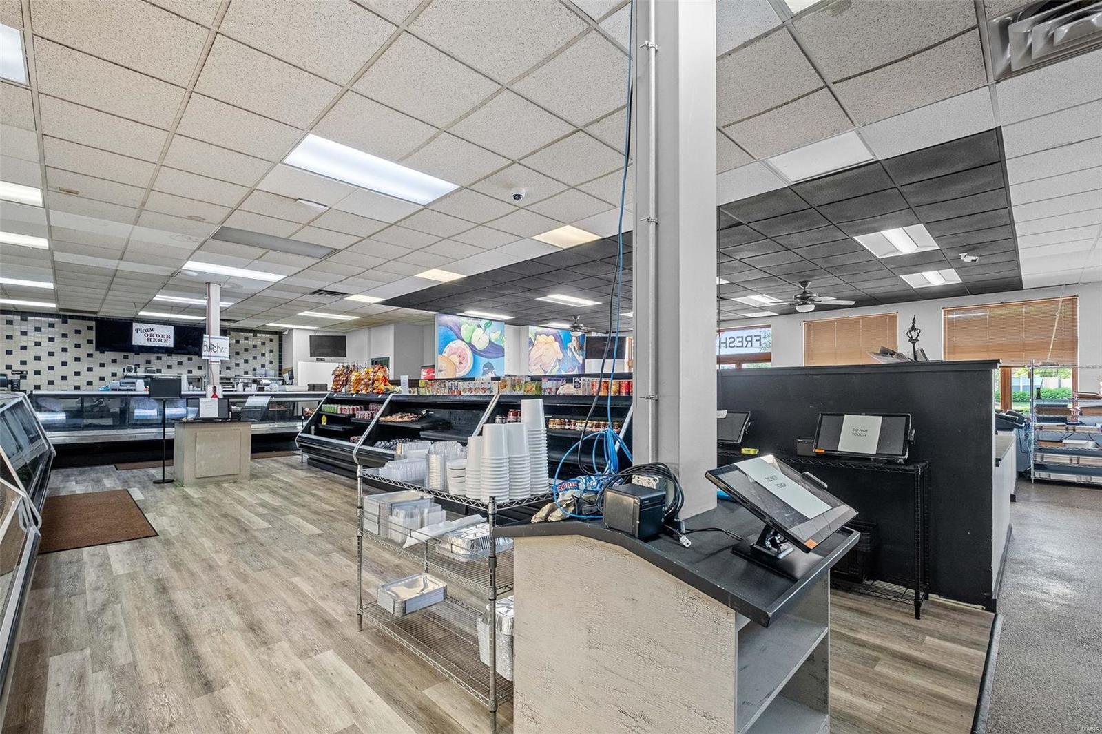 Guelbrath - Commercial Sale