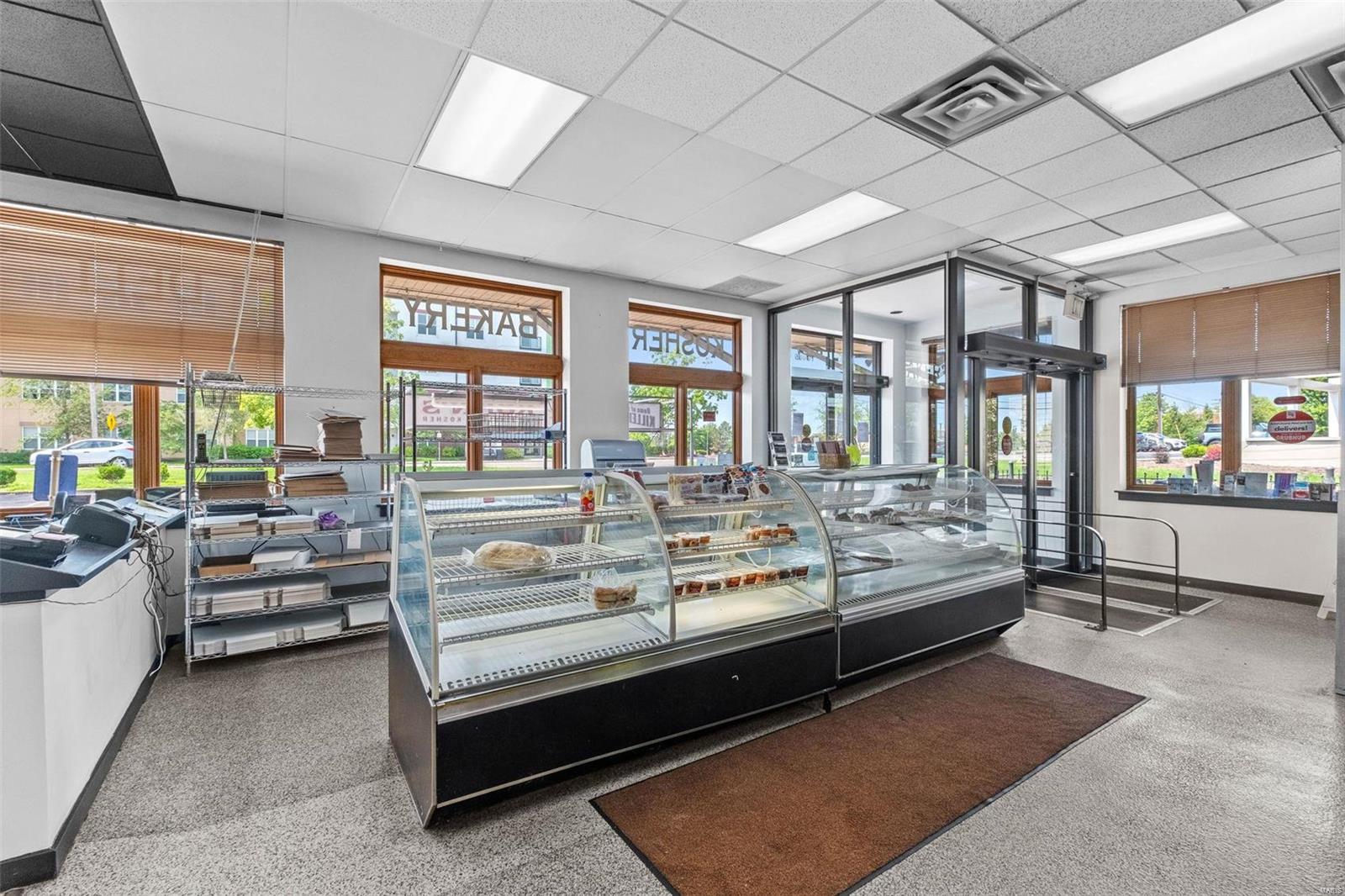 Guelbrath - Commercial Sale