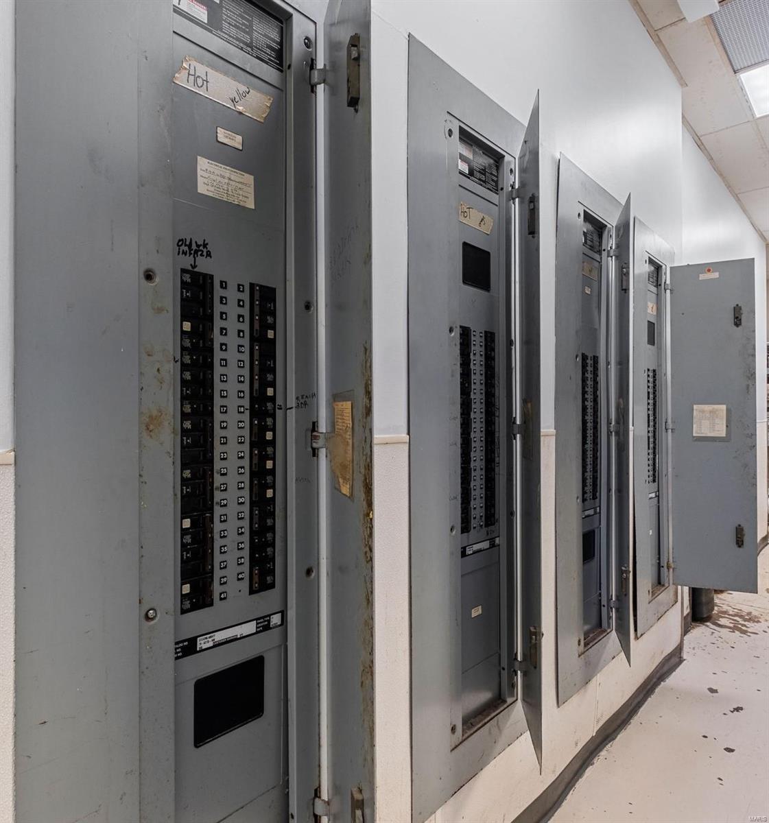 Guelbrath - Commercial Sale