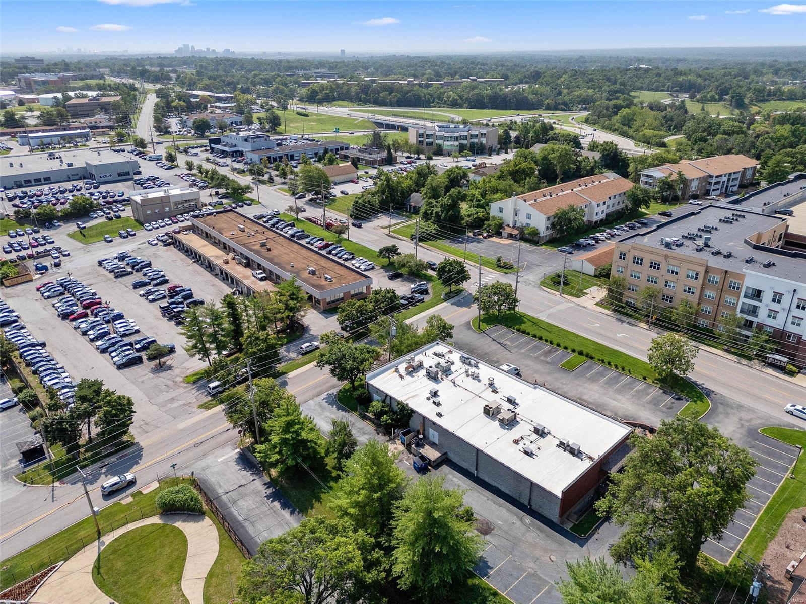 Guelbrath - Commercial Sale