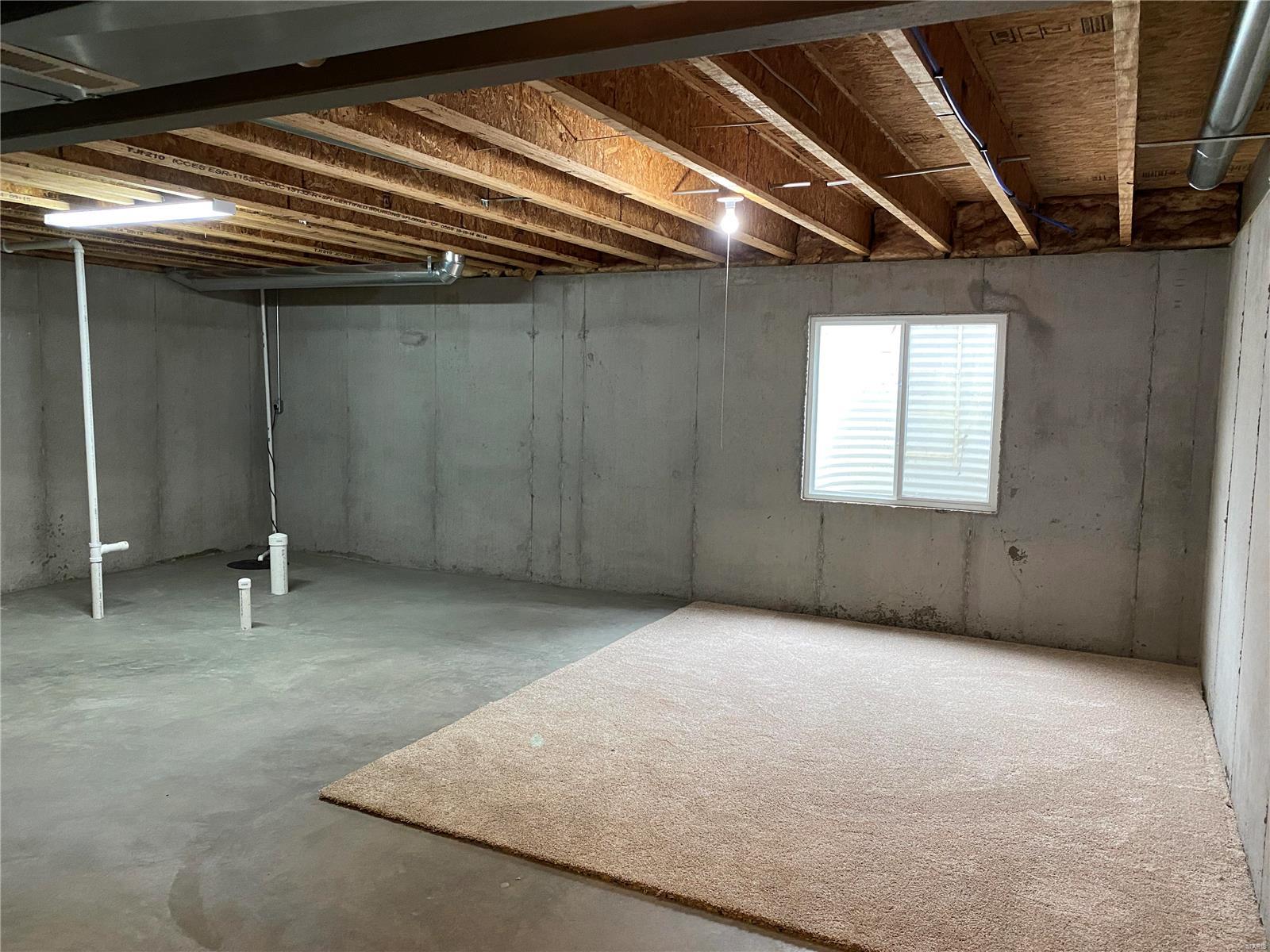 Hyland Green #4 - Residential Lease