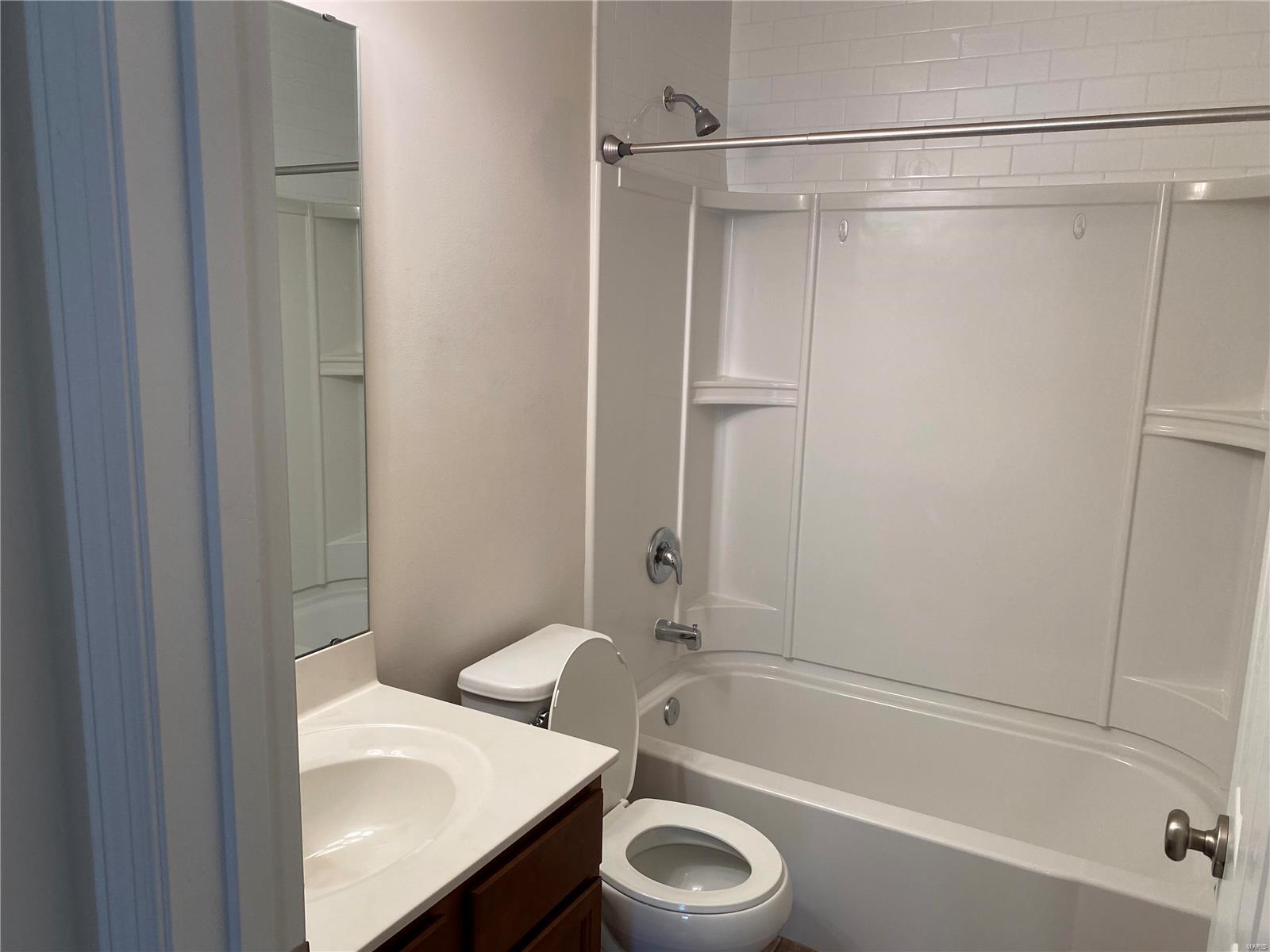 Hyland Green #4 - Residential Lease