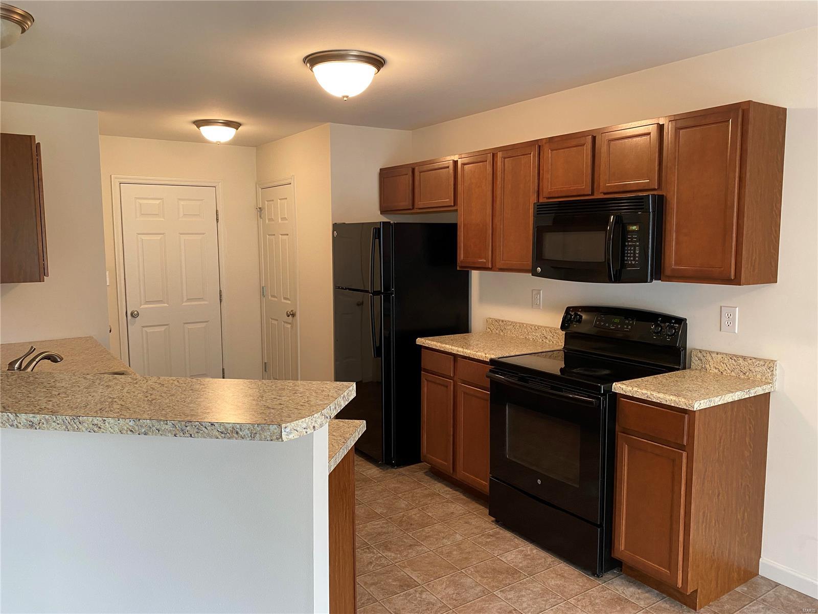 Hyland Green #4 - Residential Lease