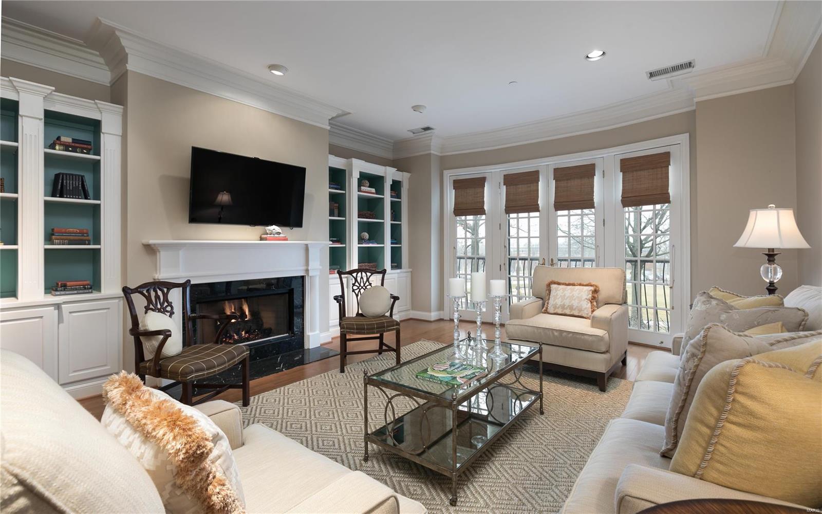 Shaw Place Condo - Residential