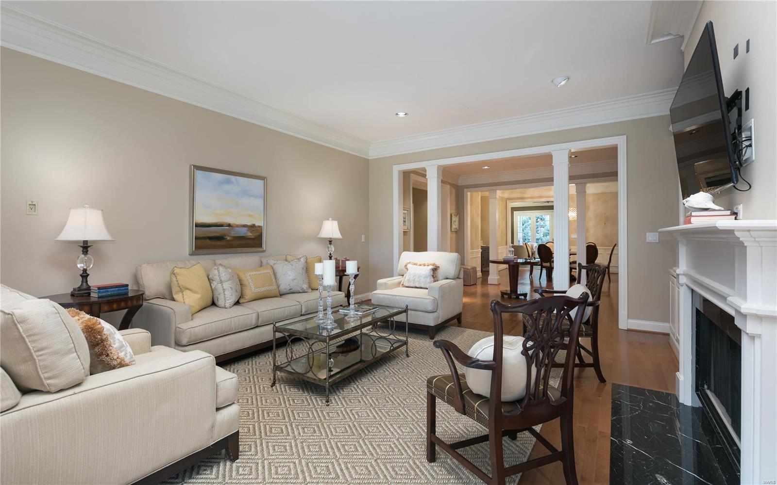 Shaw Place Condo - Residential