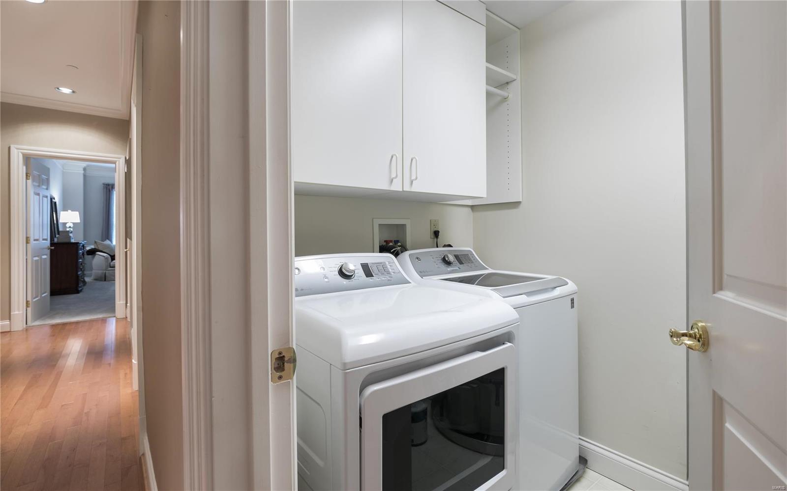 Shaw Place Condo - Residential