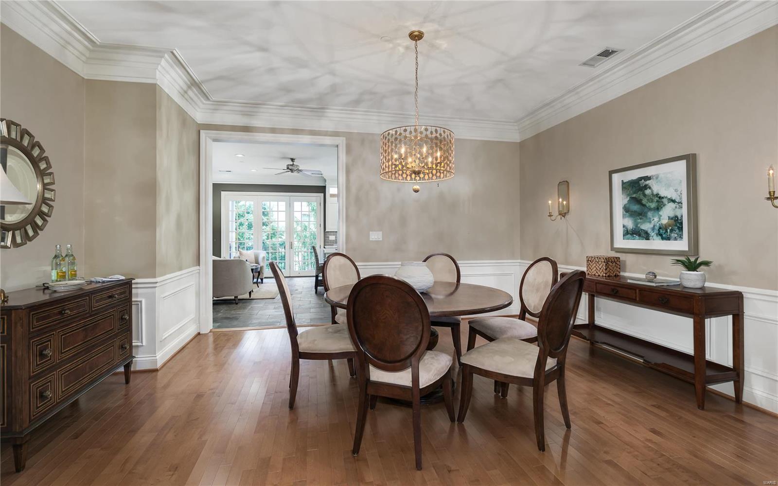 Shaw Place Condo - Residential