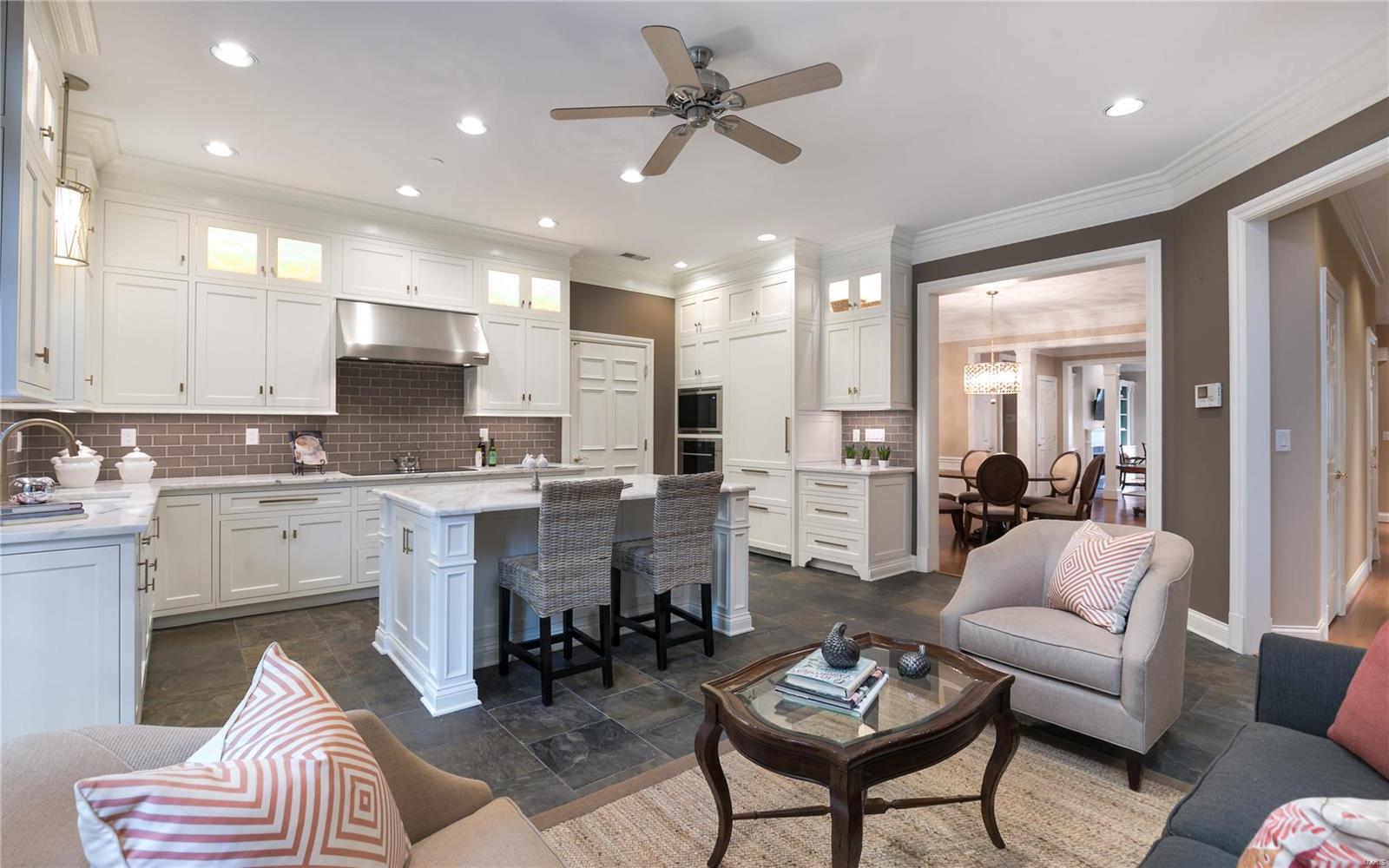 Shaw Place Condo - Residential