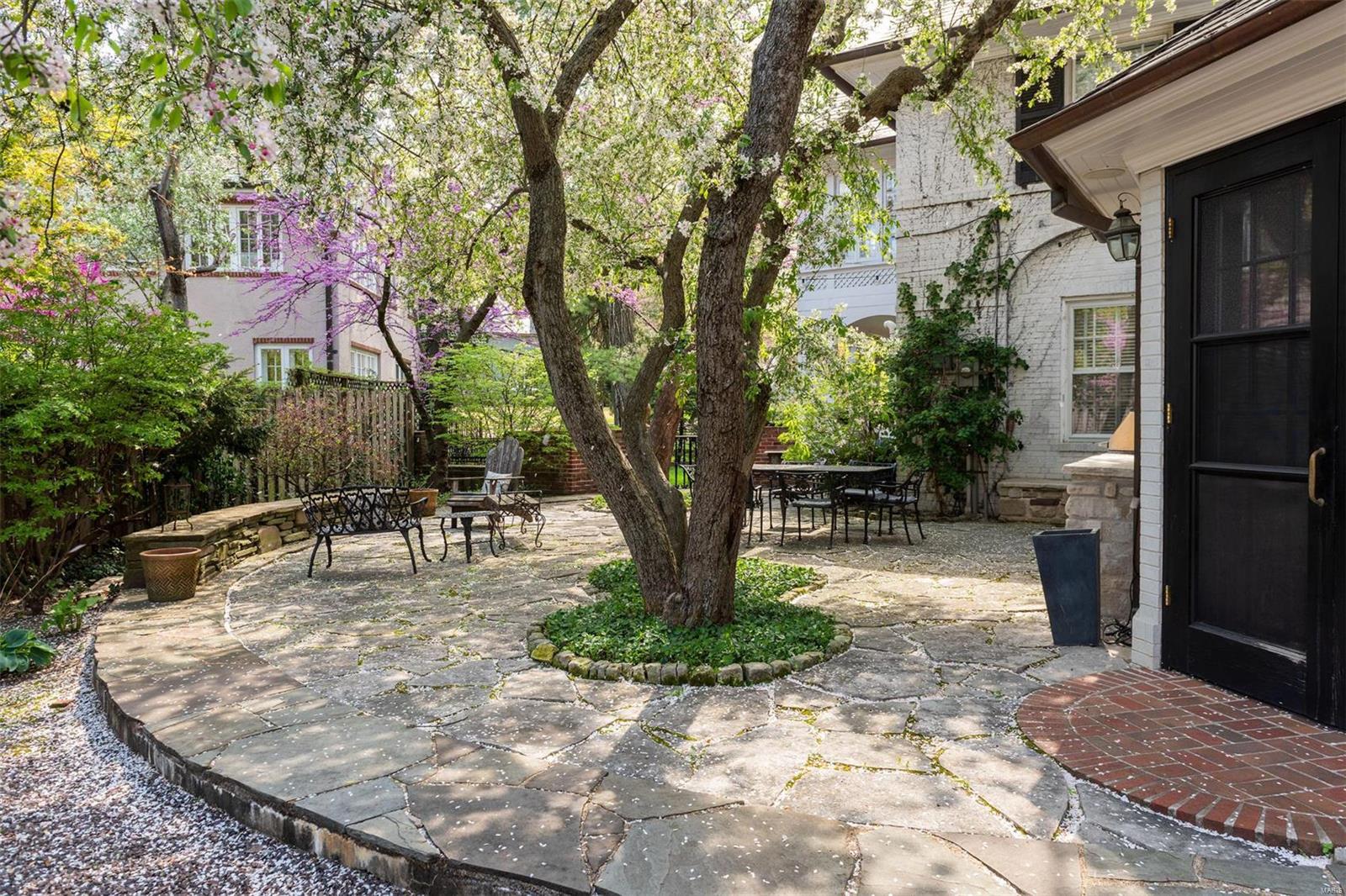 Wydown Terrace - Residential