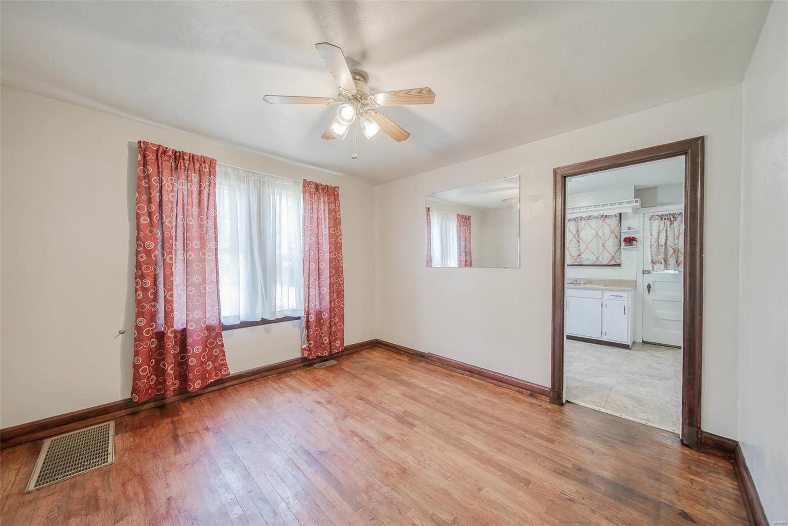 GREEN ACRES - Residential