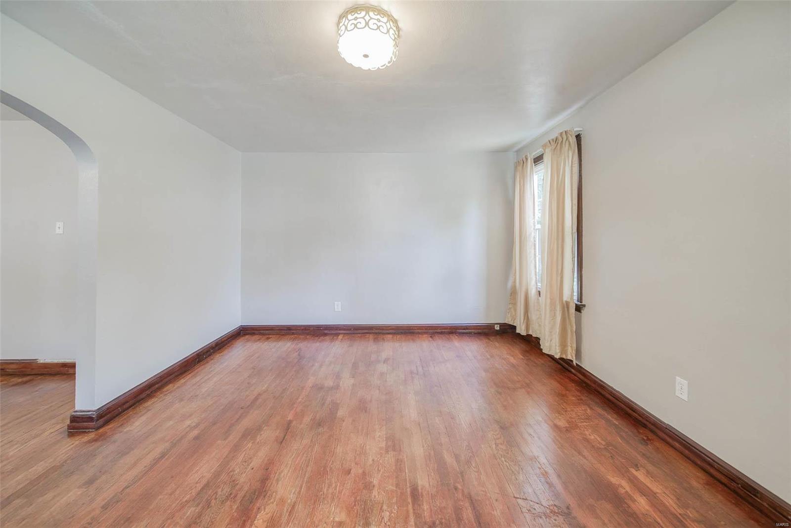 GREEN ACRES - Residential