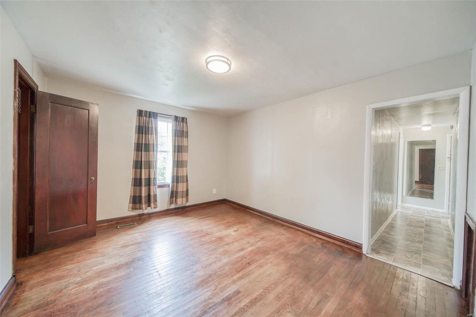 GREEN ACRES - Residential