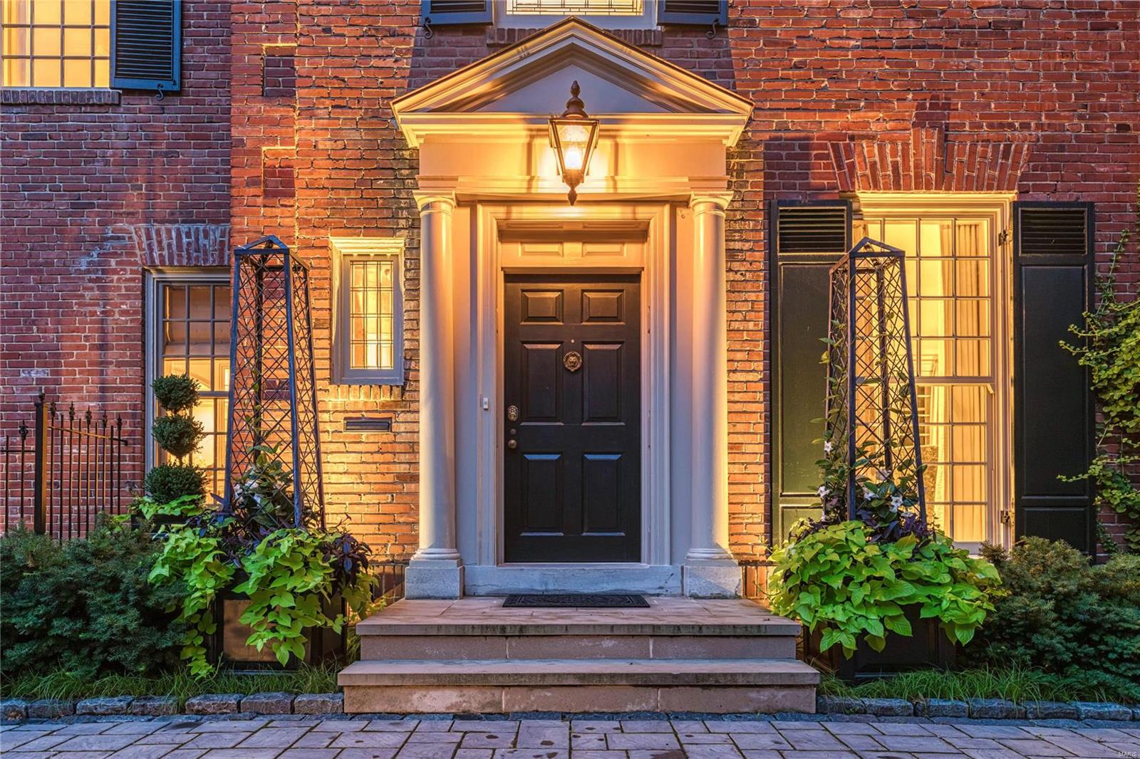 Westmoreland Place - Residential