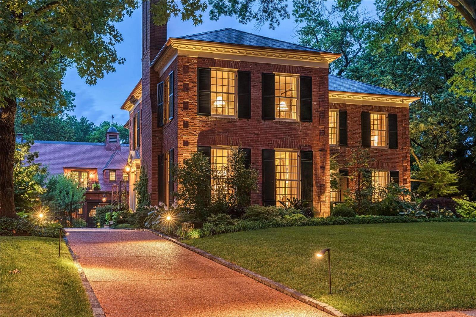 Westmoreland Place - Residential