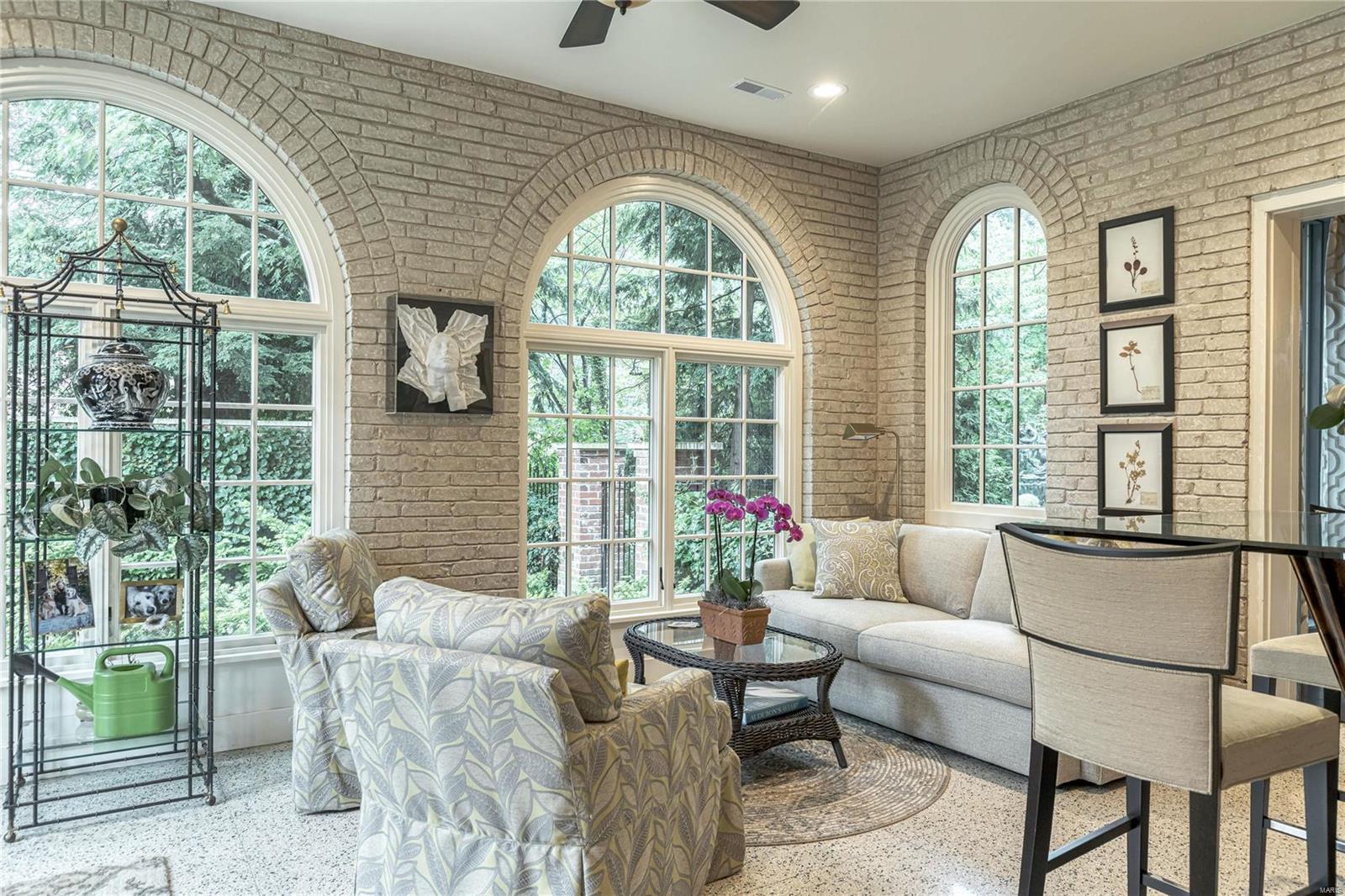 Westmoreland Place - Residential