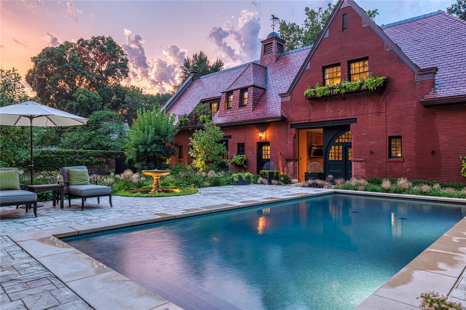 Westmoreland Place - Residential