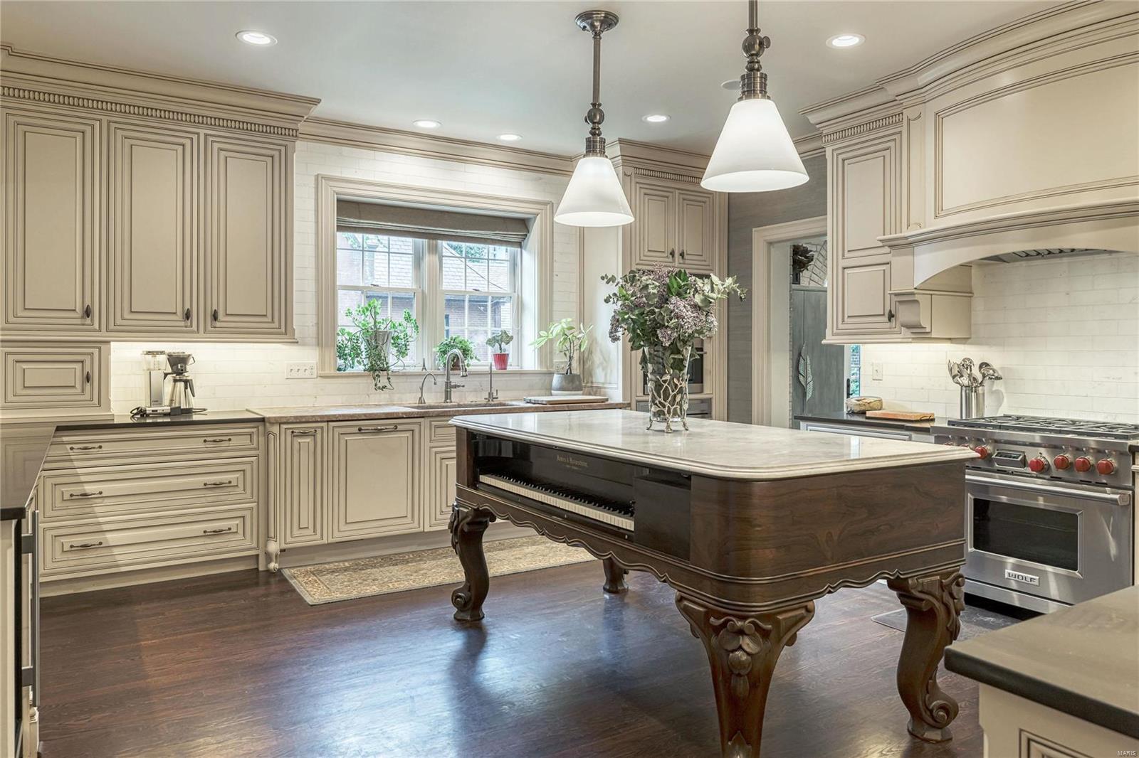 Westmoreland Place - Residential