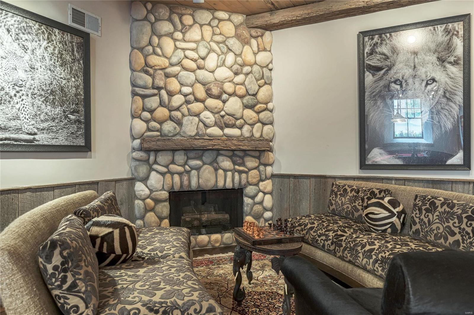 Westmoreland Place - Residential