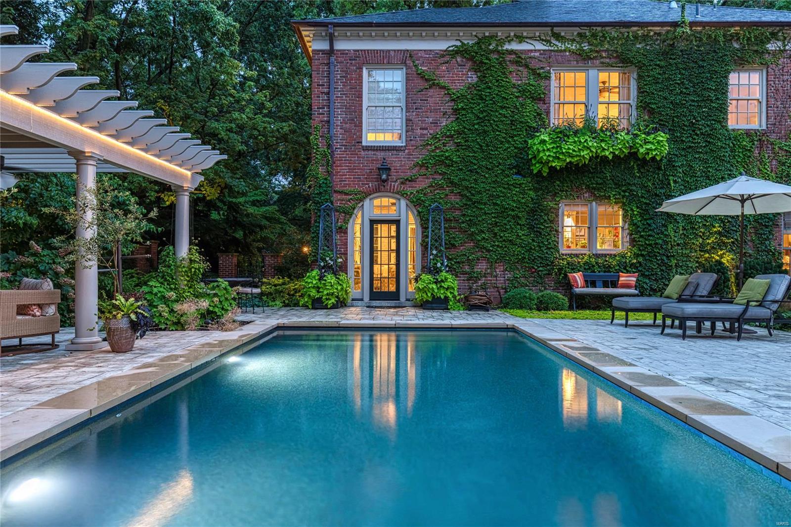 Westmoreland Place - Residential