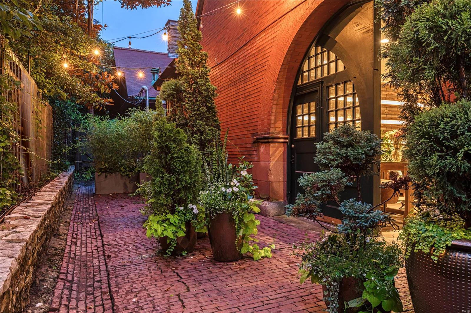 Westmoreland Place - Residential