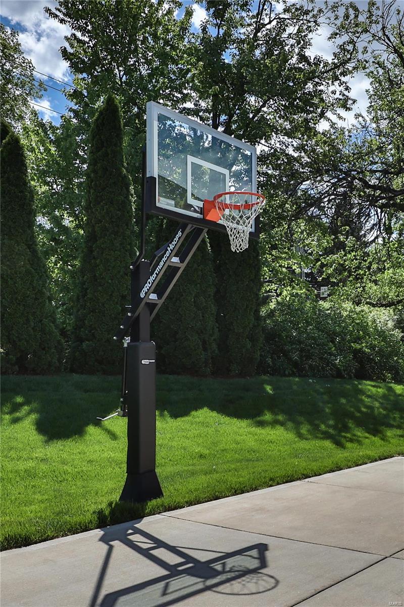 Clayton Downs - Residential