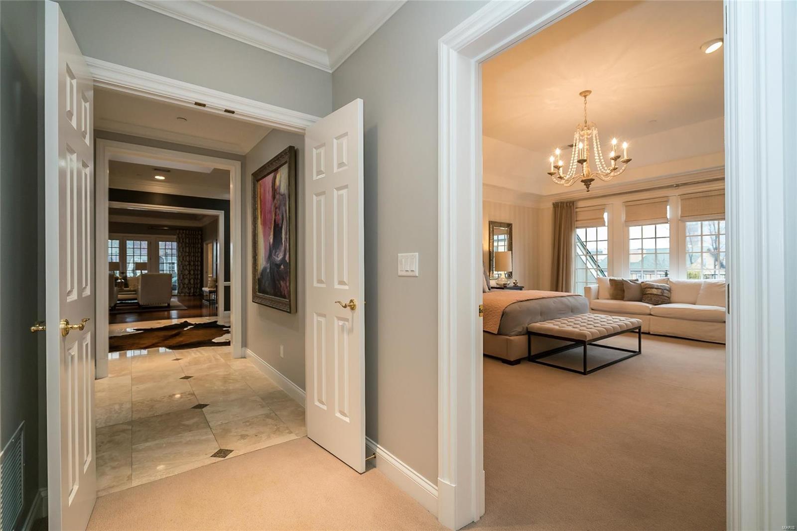 Shaw Place Condominium - Residential