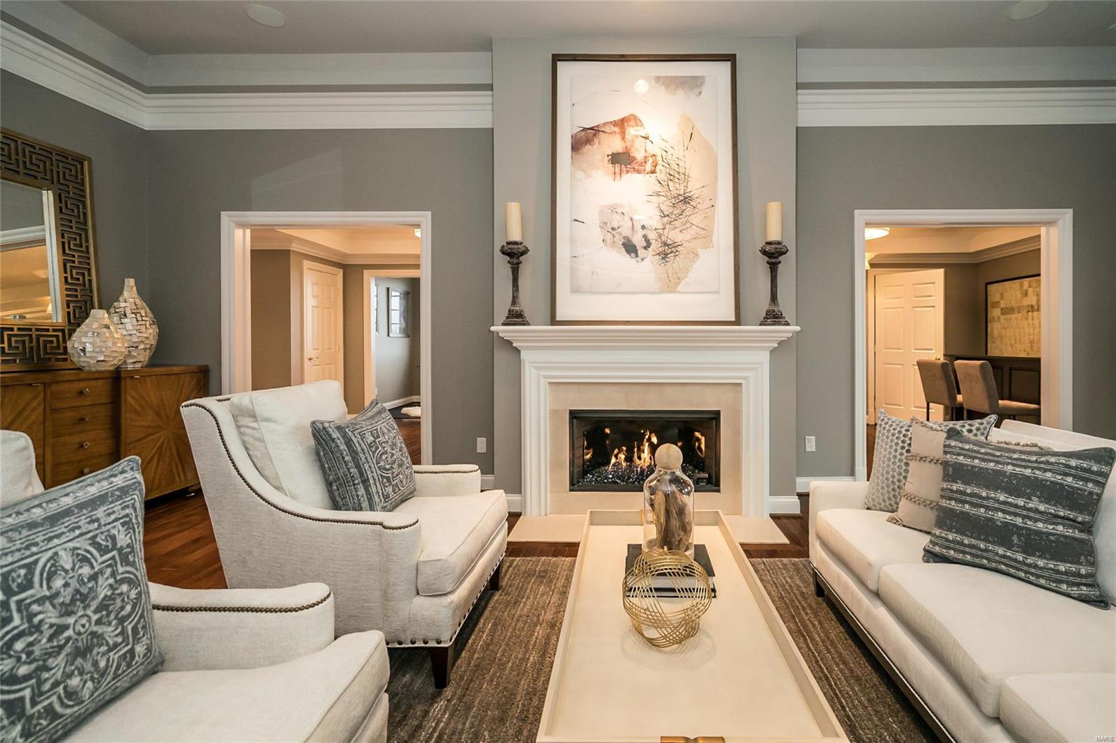 Shaw Place Condominium - Residential