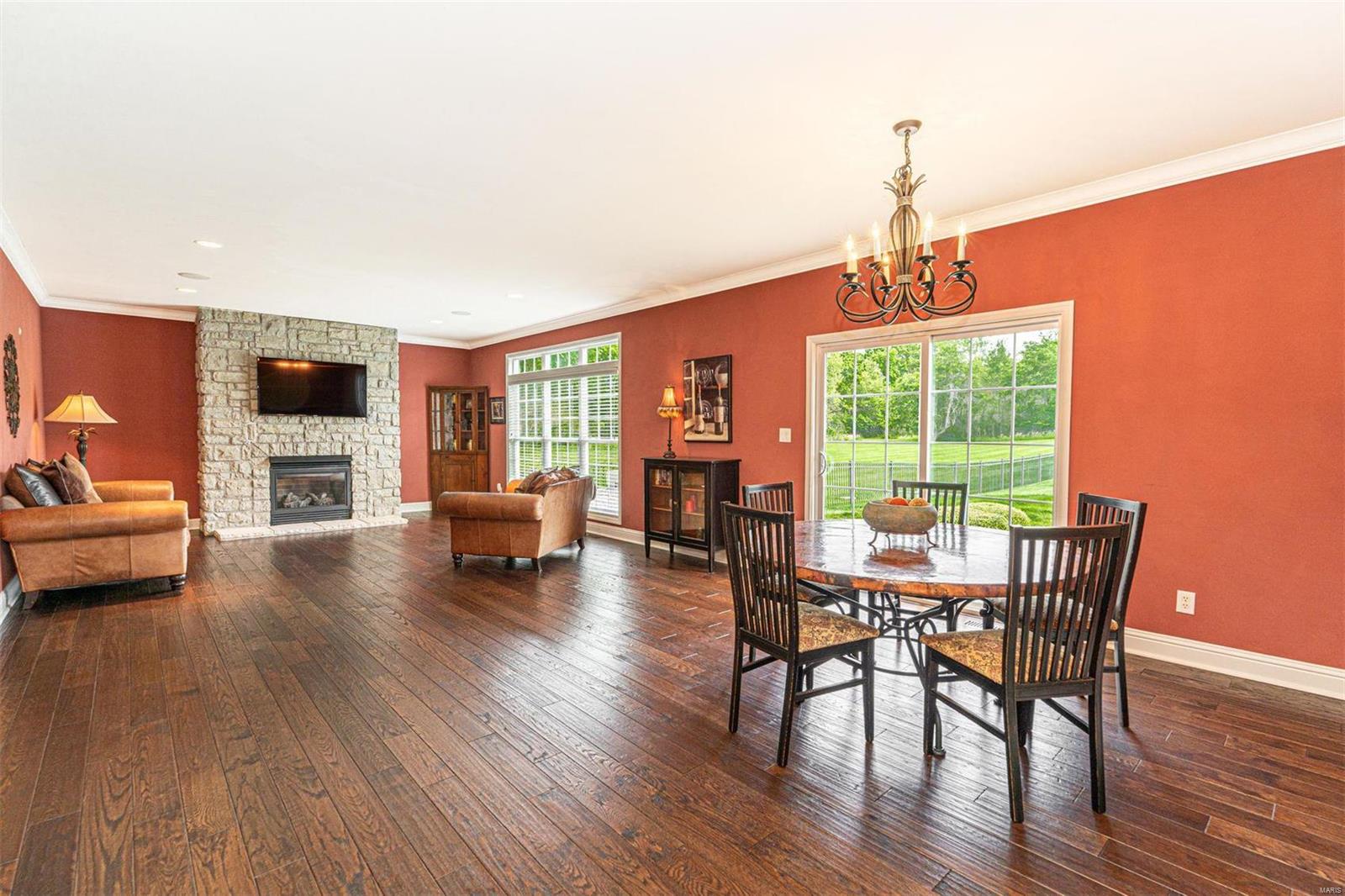 Hollow Hills - Residential