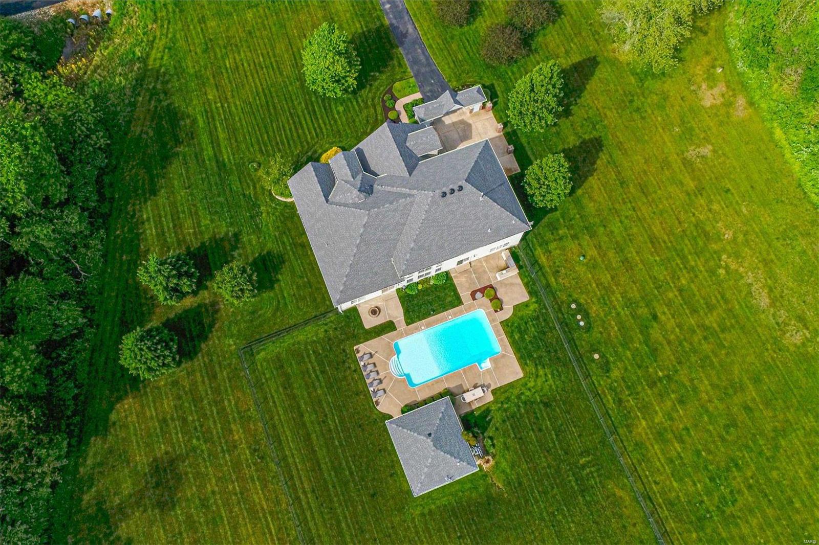 Hollow Hills - Residential