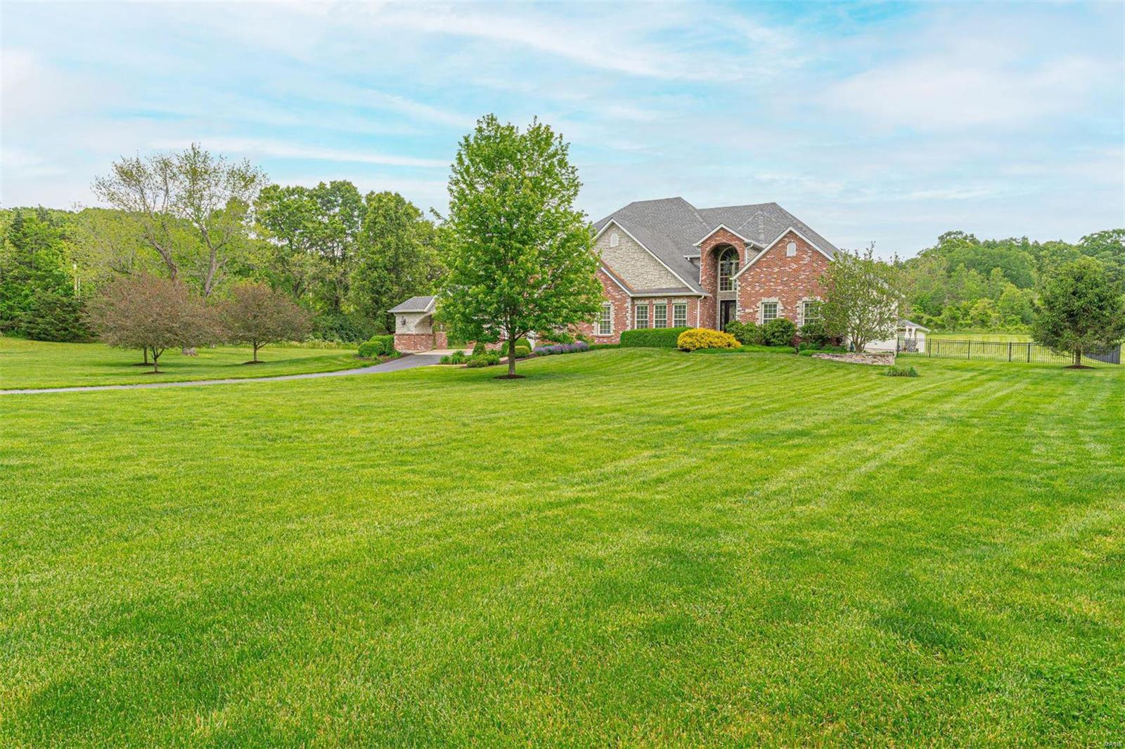 Hollow Hills - Residential