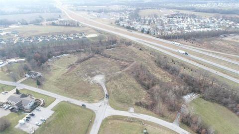 Unimproved Land in Moscow Mills MO 0 8+/-Acres, 41 Walter Court.jpg