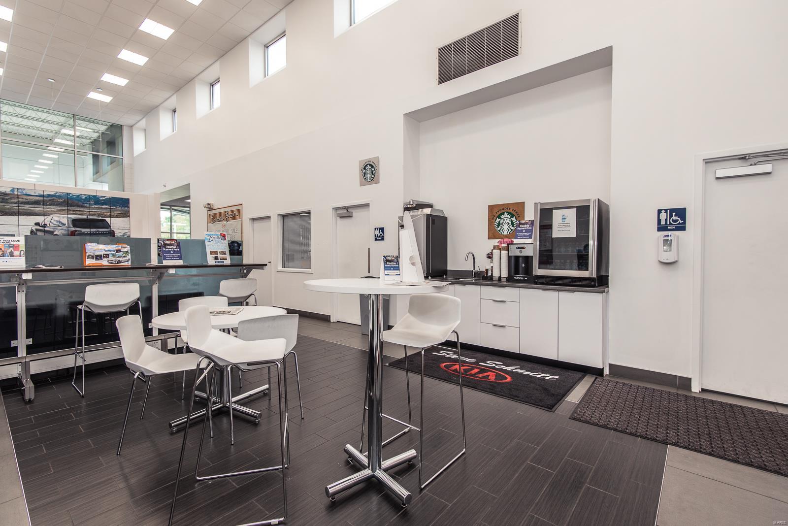 Seven Hills West Lt C Lt Split - Commercial Sale