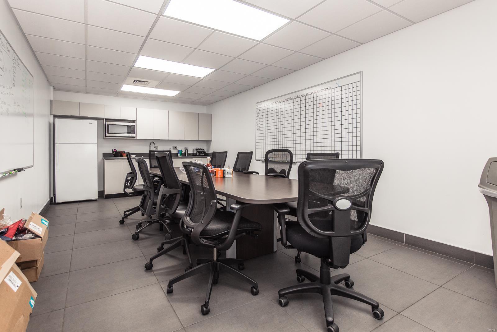 Seven Hills West Lt C Lt Split - Commercial Sale